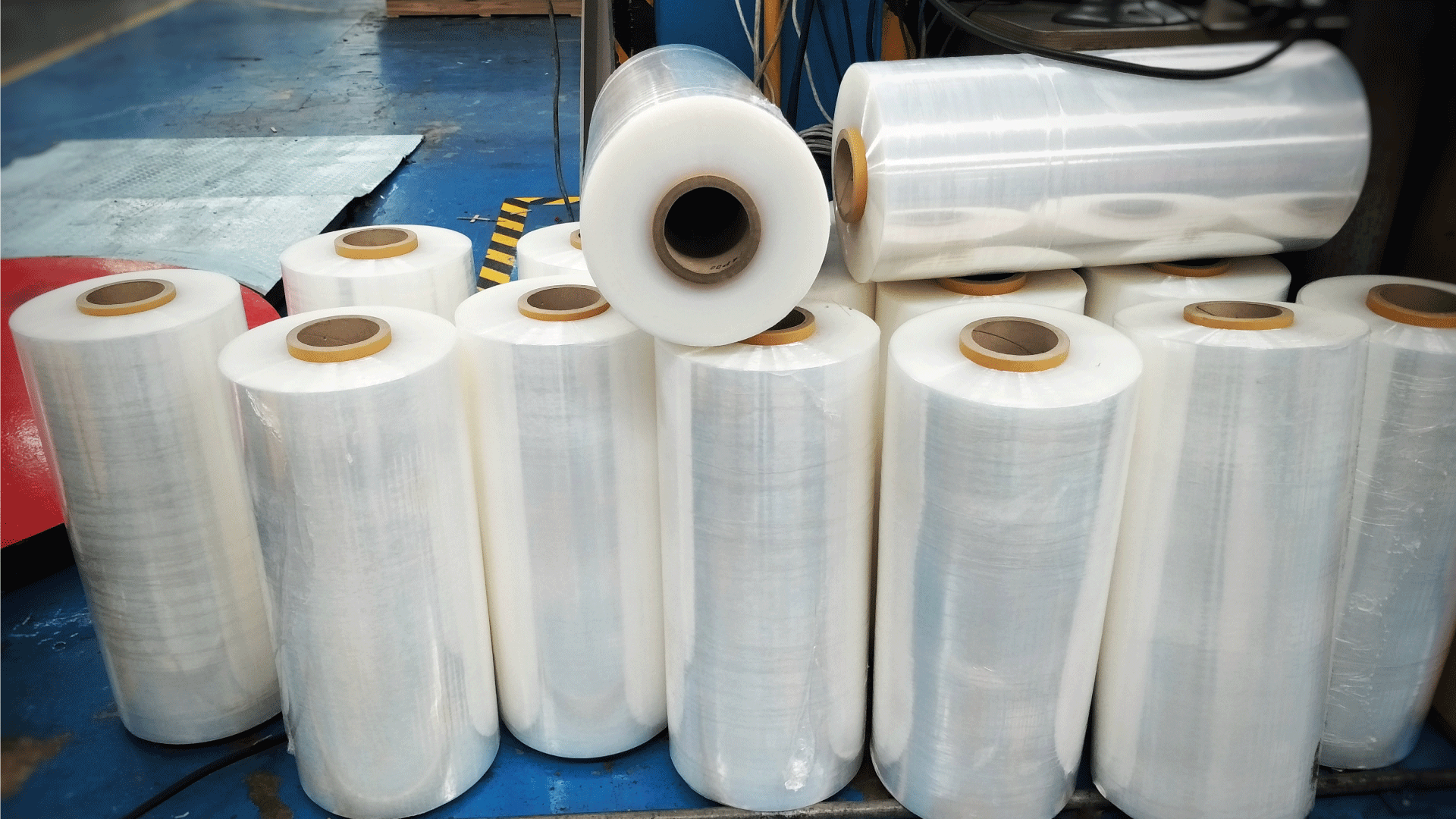 Rolls of Machine Pallet Wrap
